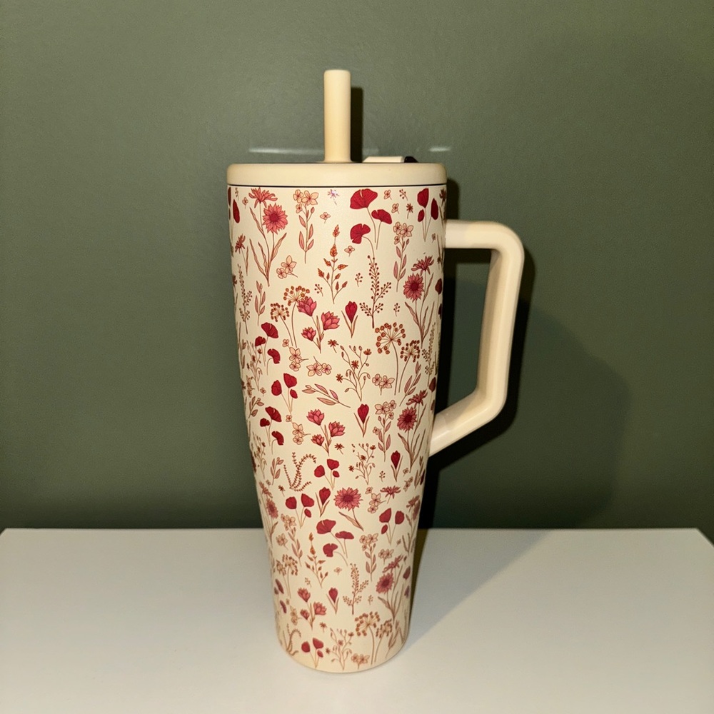 40oz Brumate Tumbler Poppy - Holley Gabrielle Collab ❤️